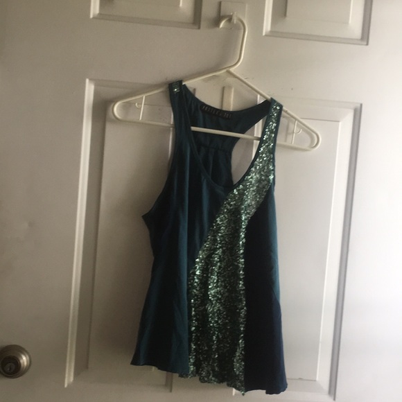 Tank top - Picture 1 of 3